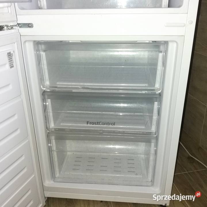 Bezszronowa chłodziarkozamrażarka Amica frost wolnostojące Ciechocinek