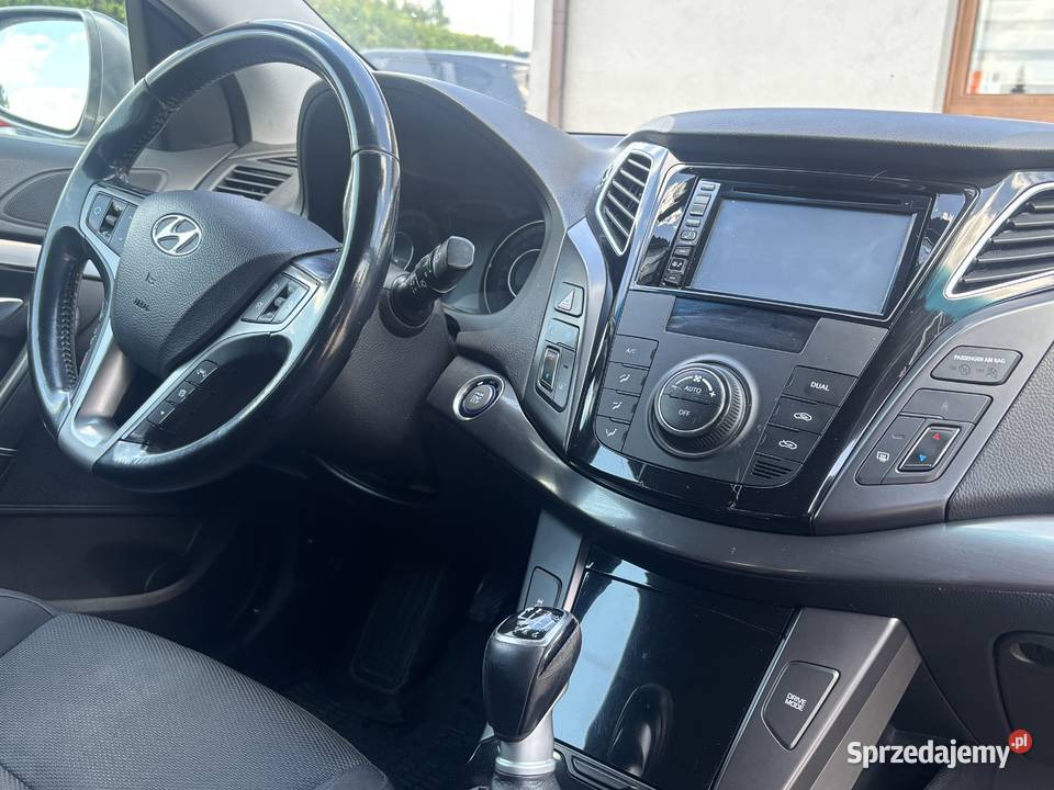 Hyundai I40 z 2015r Gwarancja Kombi Paniówki sprzedam