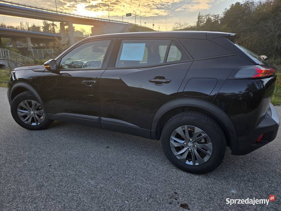 PEUGEOT 2008 prywatny Stan nieuszkodzony dolnośląskie Świebodzice sprzedam