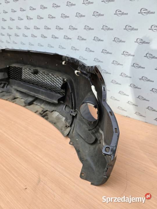 OUTLANDER II 08r zderzak przód