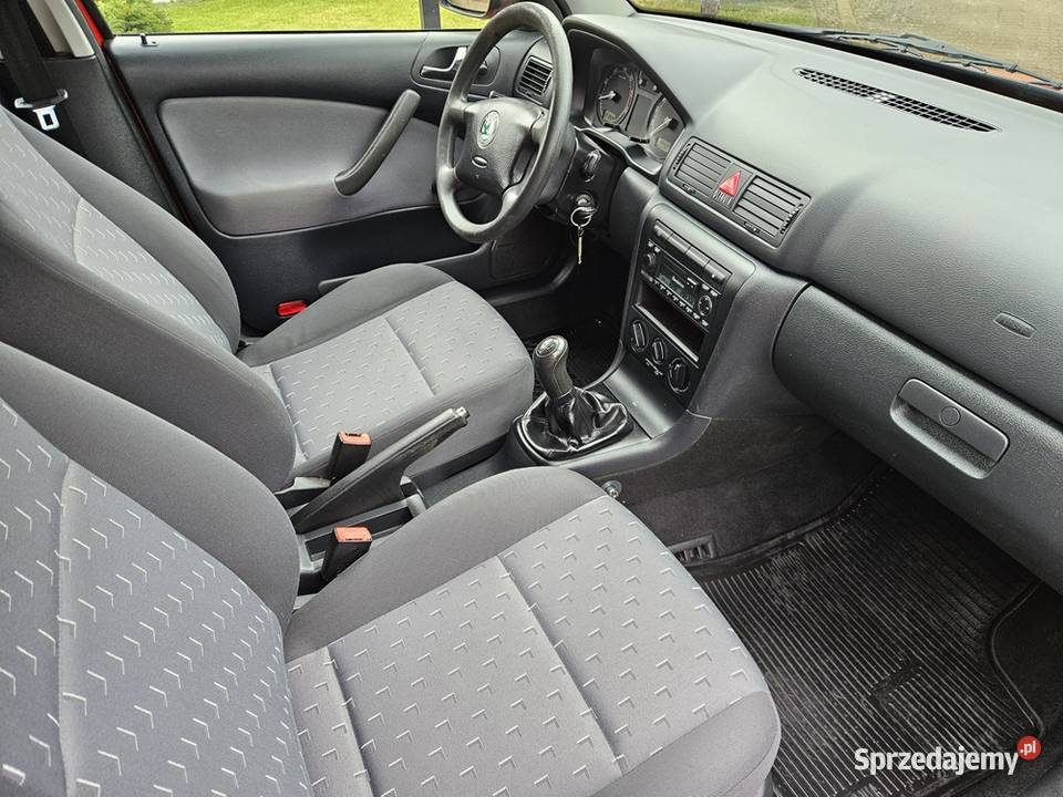 Skoda Octavia 14 benzyna 186 Wyjątkowy stan 75KM Łomża