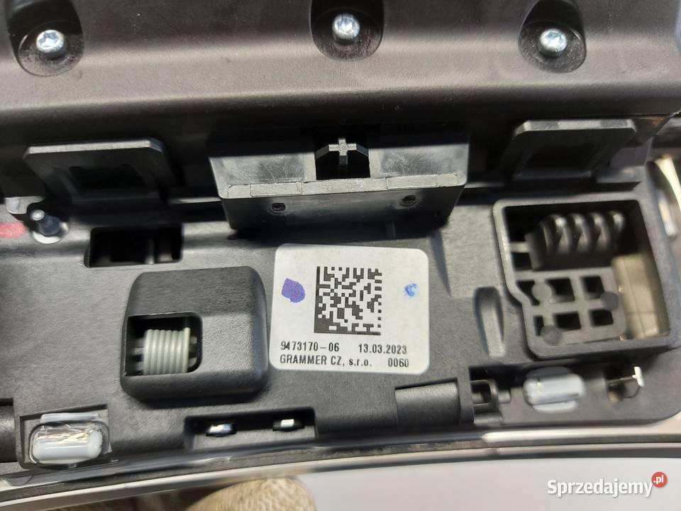 BMW iX1 X1 U11 Panel przełączniki biegów media