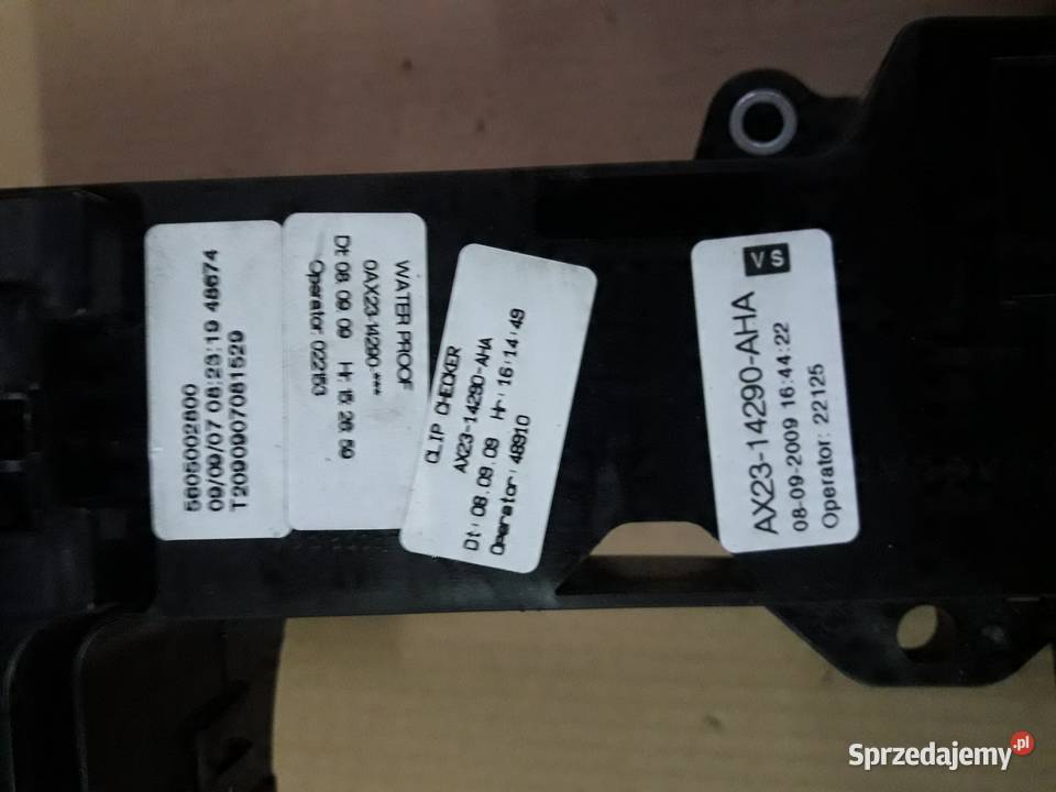 PUSZKA BEZPIECZNIKÓW JAGUAR XF 30 AX2314290AHA Międzychód