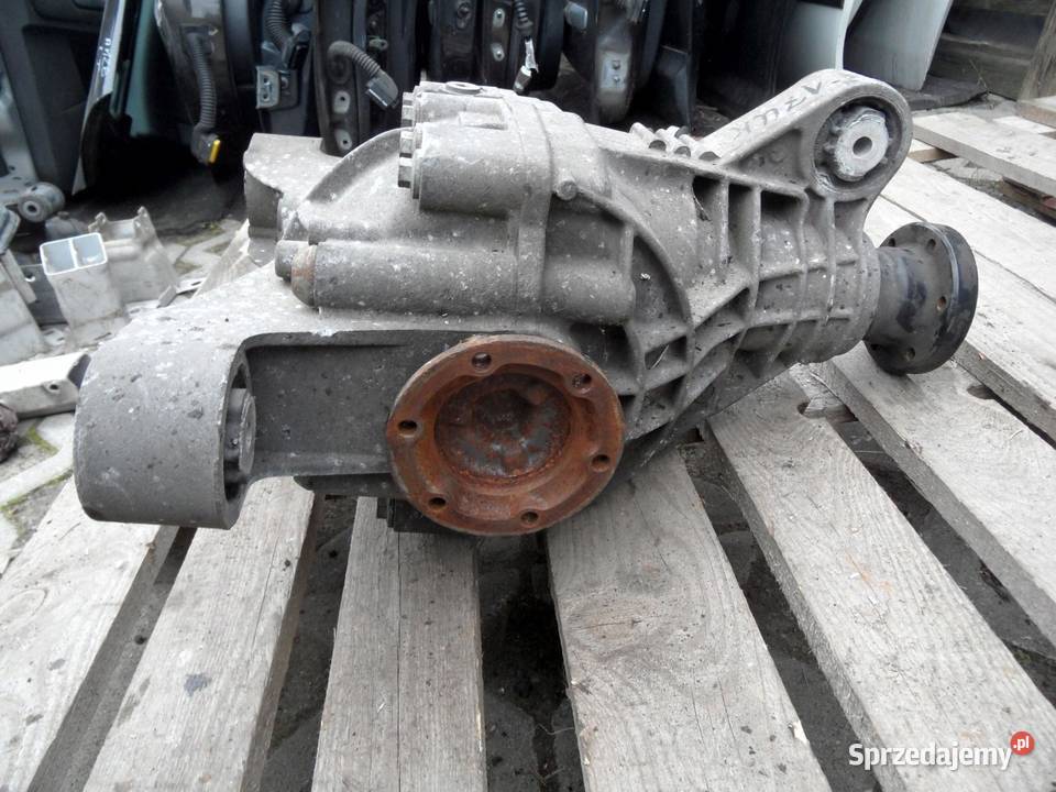 VW TOUAREG I 25 TDI 05r dyfer most tył