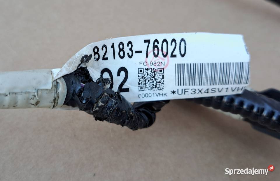 Wiązka zderzaka tył Lexus CT200h PDC sonar osobowe Wyposażenie elektryczne Mielęcin sprzedam