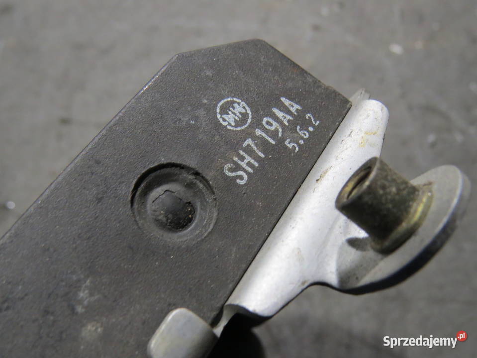 HONDA HORNET 600 PC36 2006 06 regulator napięcia