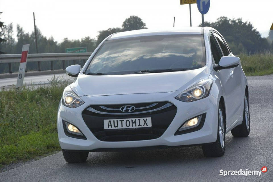 Hyundai i30 16 CRDI nawigacja kamera cofania czujnik parkowania Sędziszów Małopolski sprzedam