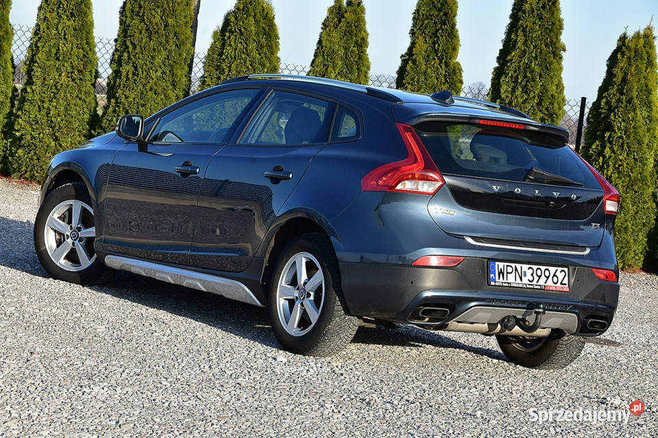 Volvo V40 Cross Country 15T3 152 Led Navi Kamera