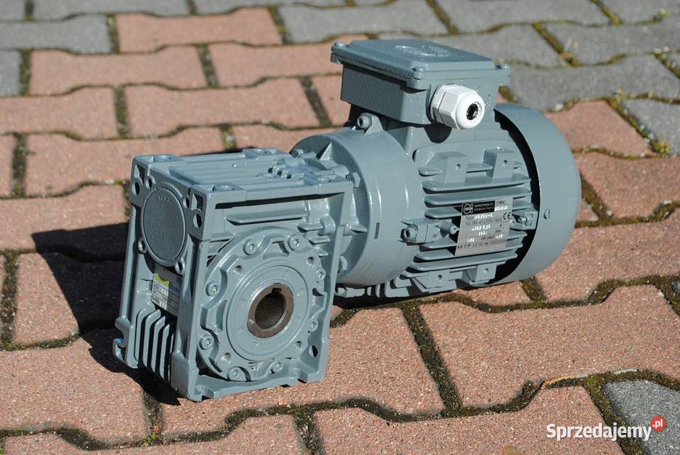 Motoreduktor kątowy 025kw 23obrmin Kargowa