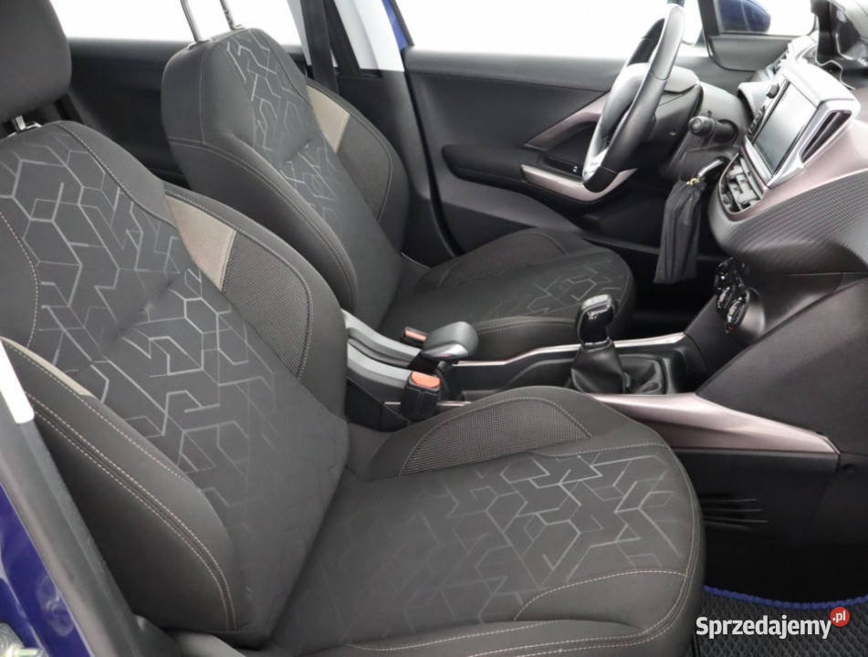Peugeot 2008 16 VTi klimatyzacja