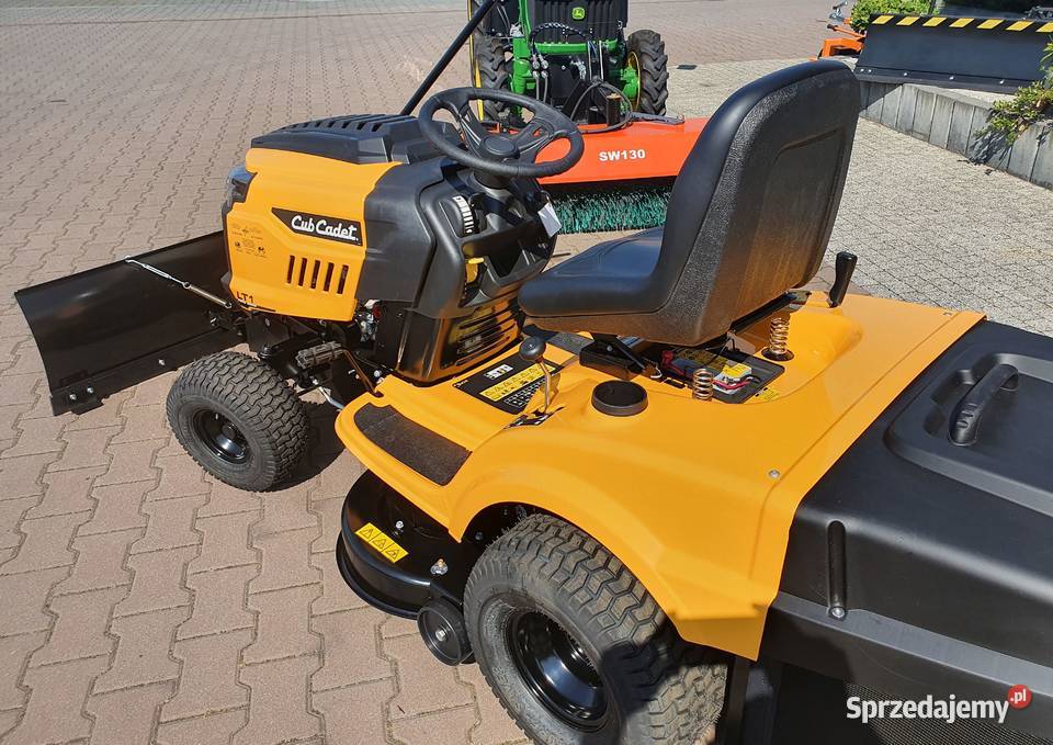 MiniTraktorek kosiarka pług śnieżny Cub Cadet