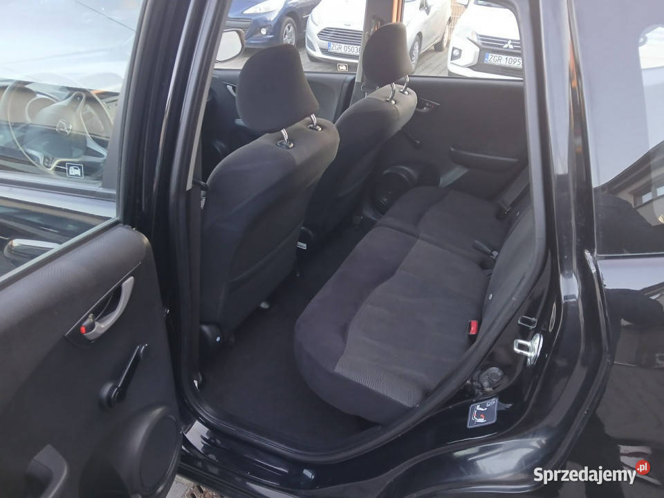 Honda Jazz 14i klimatronik alufelgi elektryka 60 garażowany Gryfino