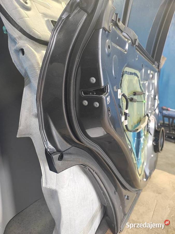 RAV4 v drzwi tylne lewe 1G3 Rok produkcji 2020 Turek