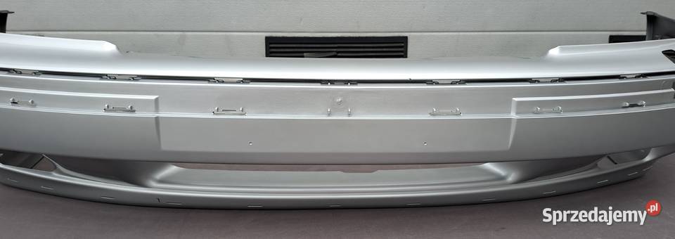 Volvo V40 S40 9600 zderzak przedni 800920 kolor