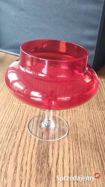 Wazon puchar szklany czerwony rubinowy Zamość