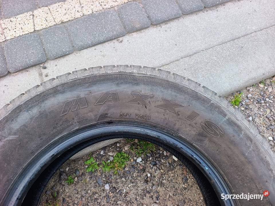 Opony 20575 R16 C Maxxis Vanpro AS 113111R 2 16cale