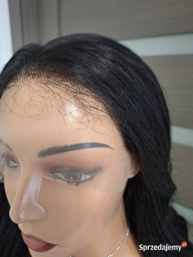 Czarna falowana długa peruka koronkowa Nakrycia głowy pomorskie Malbork sprzedam