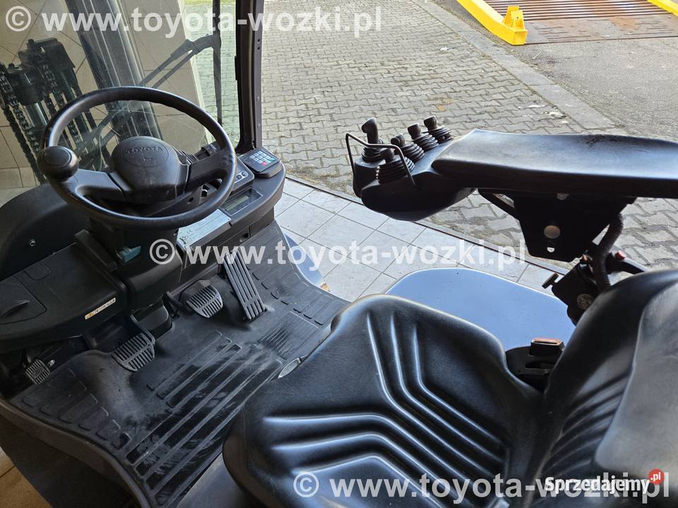 Wózek widłowy TOYOTA 8FGF18 wolny skok 8FG18 Wózki widłowe Mysłowice