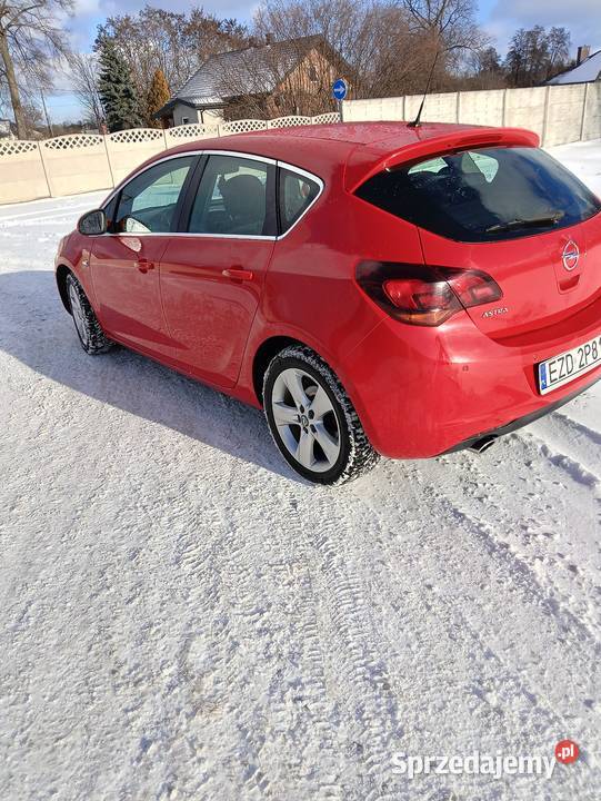 Sprzedam Opel Astra J 14 turbo tempomat