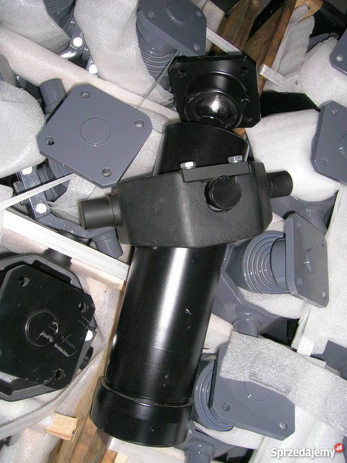 Siłownik wywrotu 474 skok 1300mm z kołyską i Inowrocław