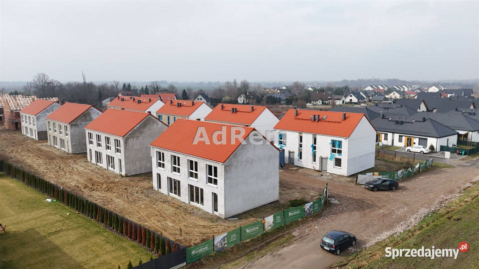 sprzedaży domu bliźniaka 9286m2 Czernica 92.86m2