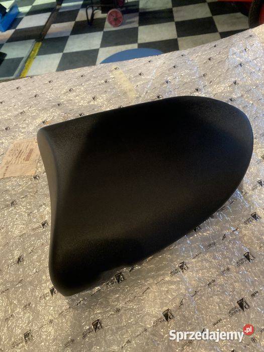 Kawasaki ZX10R Nowe Siedzenie pasażera zadupek Poznań