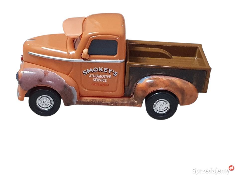 Zabawka model samochodu Kazimierz Szpachlowanie