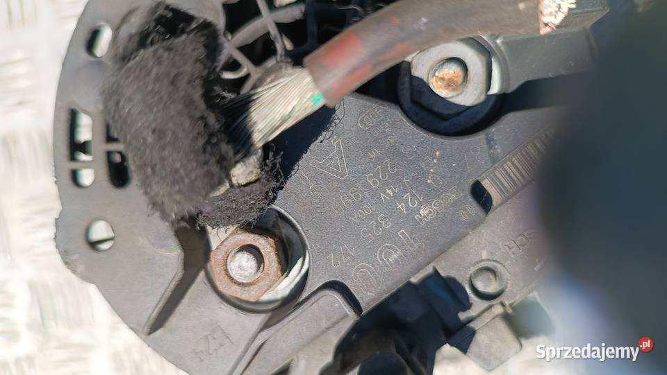 Alternator Opel Vectra C 19 CDTI 0124325172 Radłów