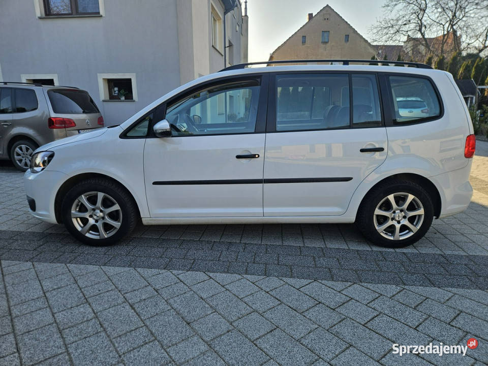 Volkswagen Touran 16 105 Klimatronik Elektryka nieuszkodzony Strzegom