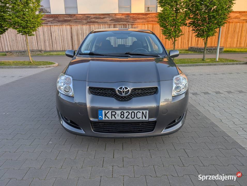 Toyota Auris grafitowy Niepołomice