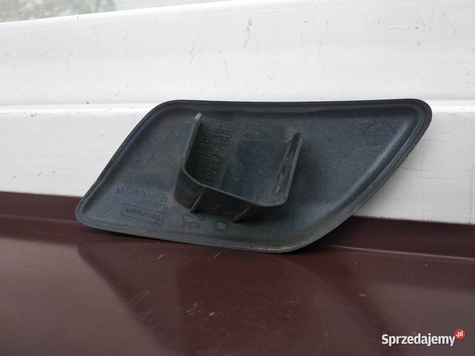 Peugeot 407 zaślepka dyszy spryskiwacza lampy Sieradz