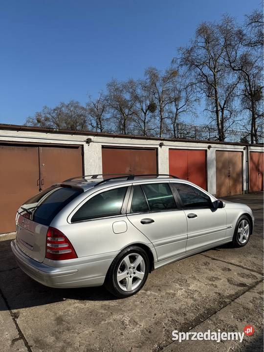 MercedesBenz Cclass W203 Zadbany Zarejestrowany w Polsce Klasa C Mercedes-Benz Pruszków