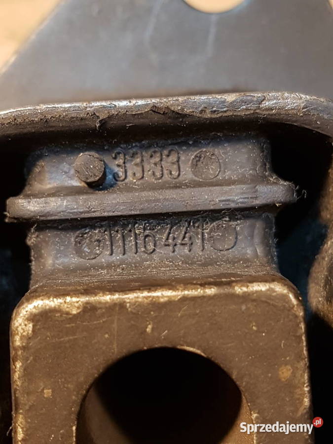 tuleja gumowa tylna miękka prawa BMW E21 Gdańsk