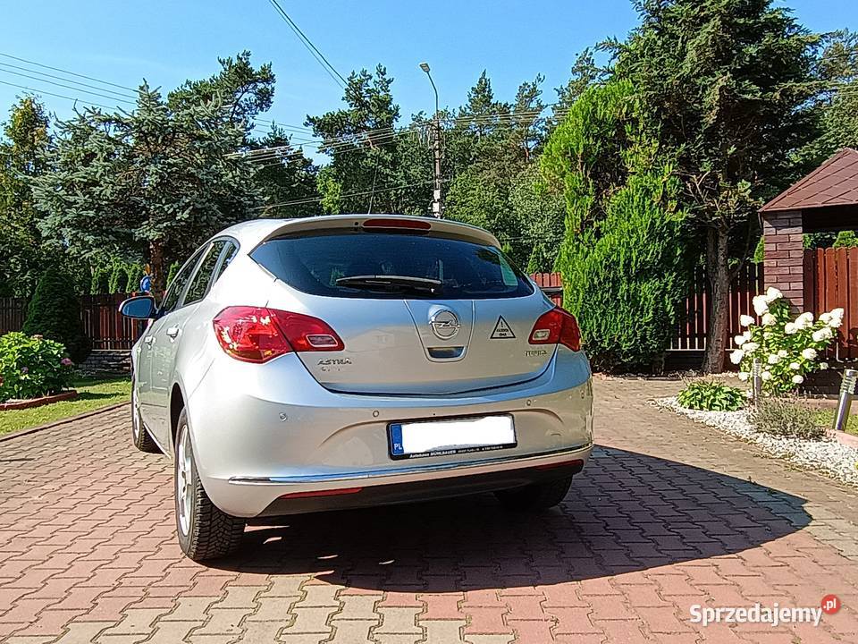 Opel Astra J 2013r 14T 140 BENZYNA klimatyzacja Łuków