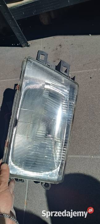 Reflektor Alfa Romeo 75 prawy osobowe śląskie