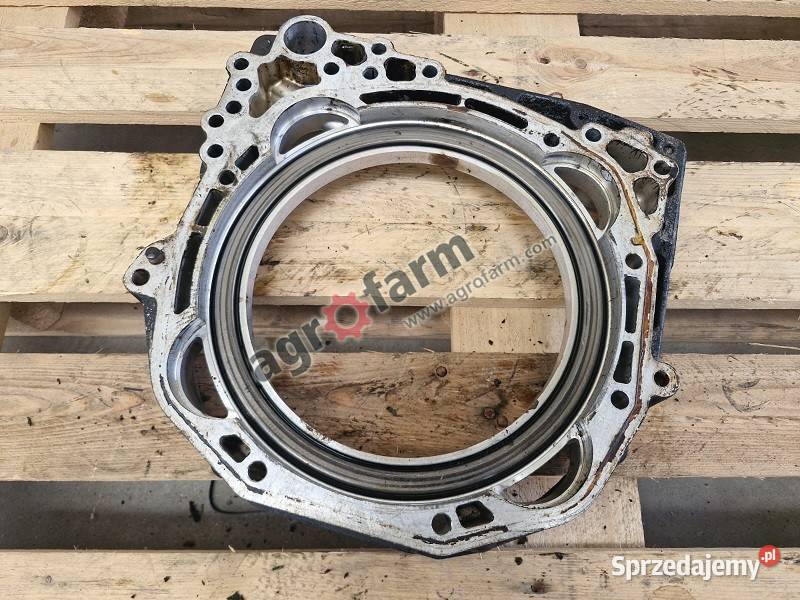 Obudowa skrzyni biegów 6820 7320 7720 7920 Byków