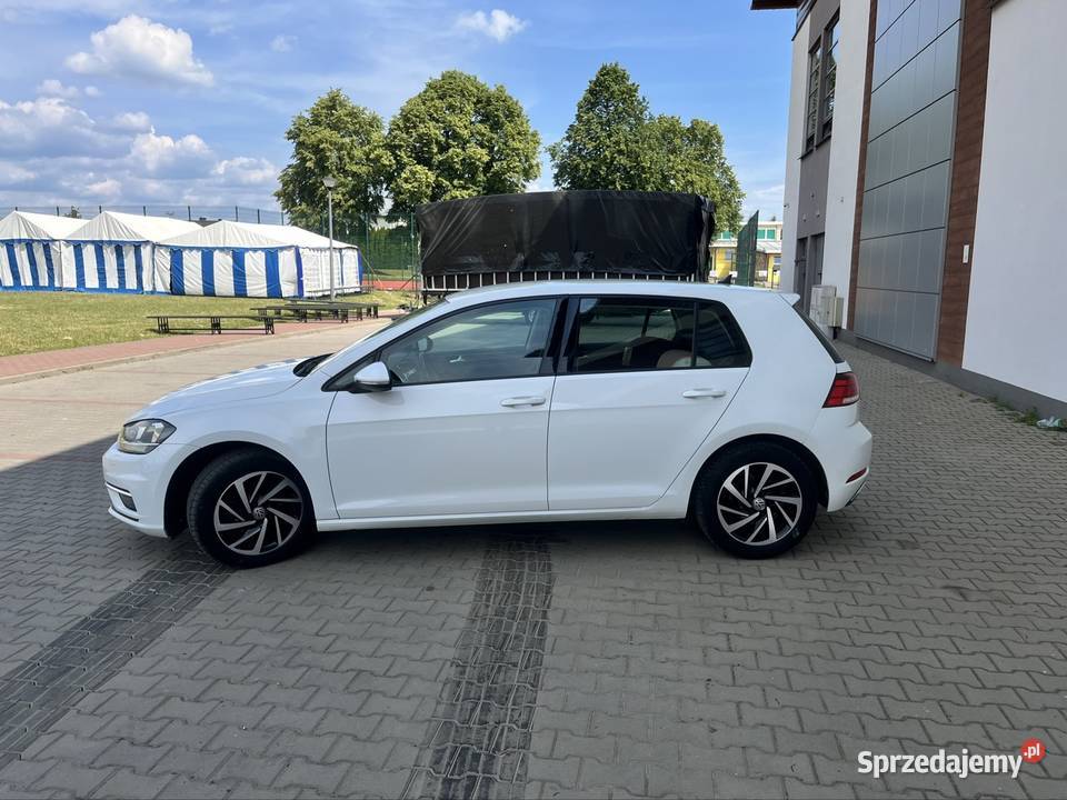 VW golf 75 2019r 1000cm3 Pawłów