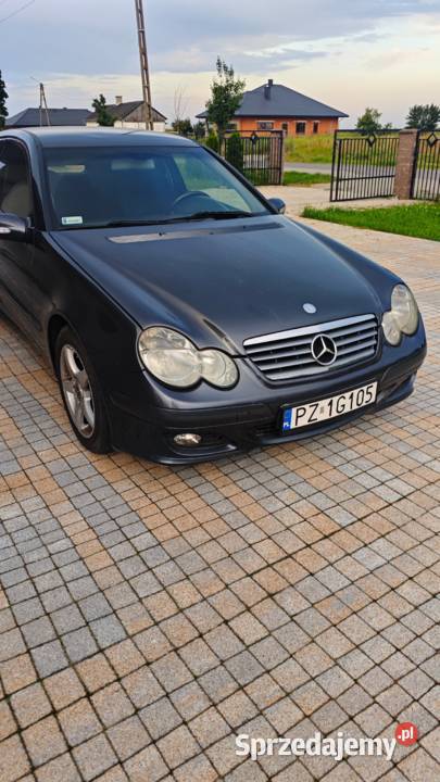 Mercedes klasa C Lubanie