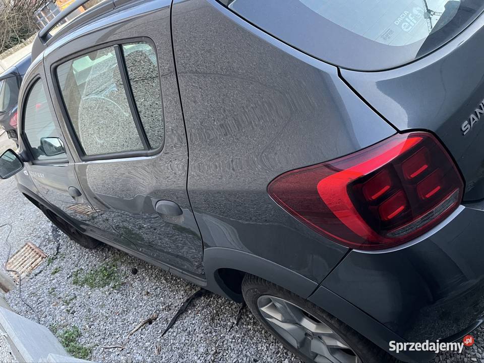 Dacia sandero stepway uszkodzony silnik