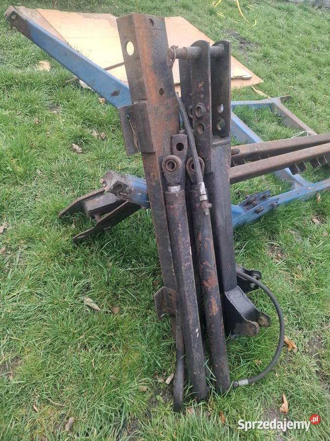 Ładowacz Tur Famarol do Ursus C330 C360 Pińczów