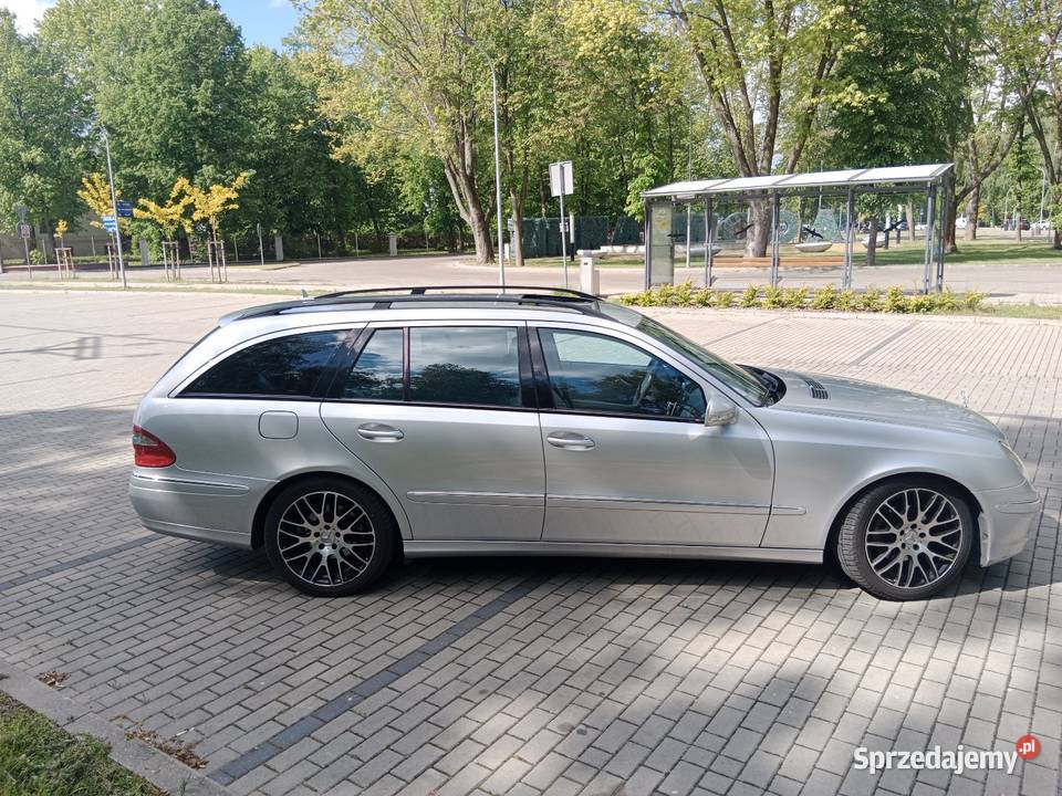 Super stan mały przebieg bogato wyposażony Łuków