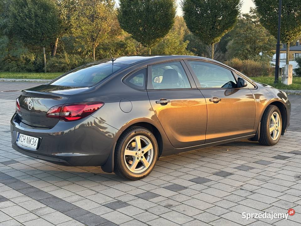 Opel Astra J IV 16 115 Salon Polska Sedan