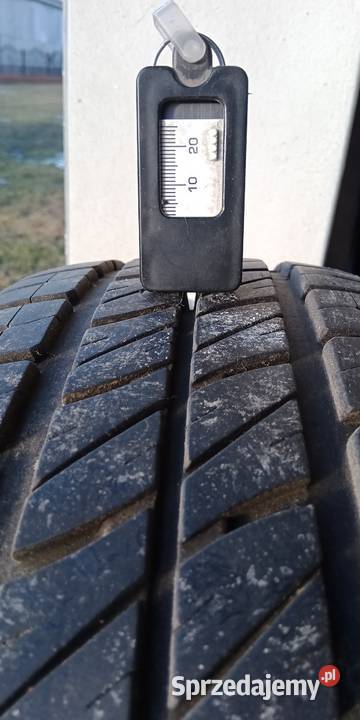 17570R13 opony na felgach świętokrzyskie Solec-Zdrój sprzedam