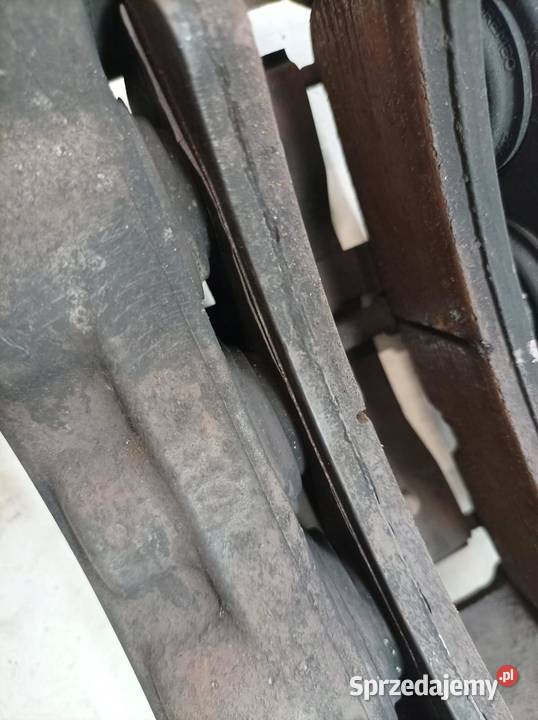ZACISK HAMULCOWY LEWY PRZÓD 360MM 30 B V6 6 sprzedam