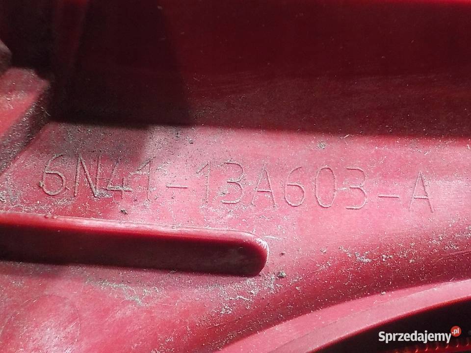 FORD FOCUS MK2 LIFT 20 B 09r CC lampa lewa tyl w