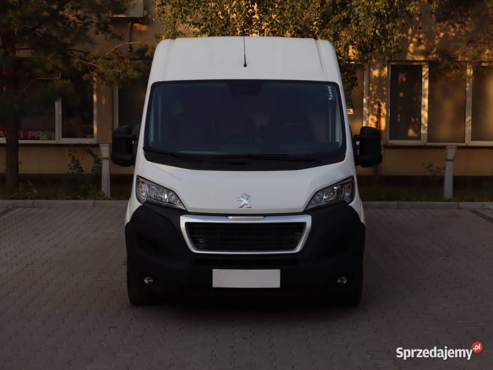 Peugeot Boxer 22 BlueHDi