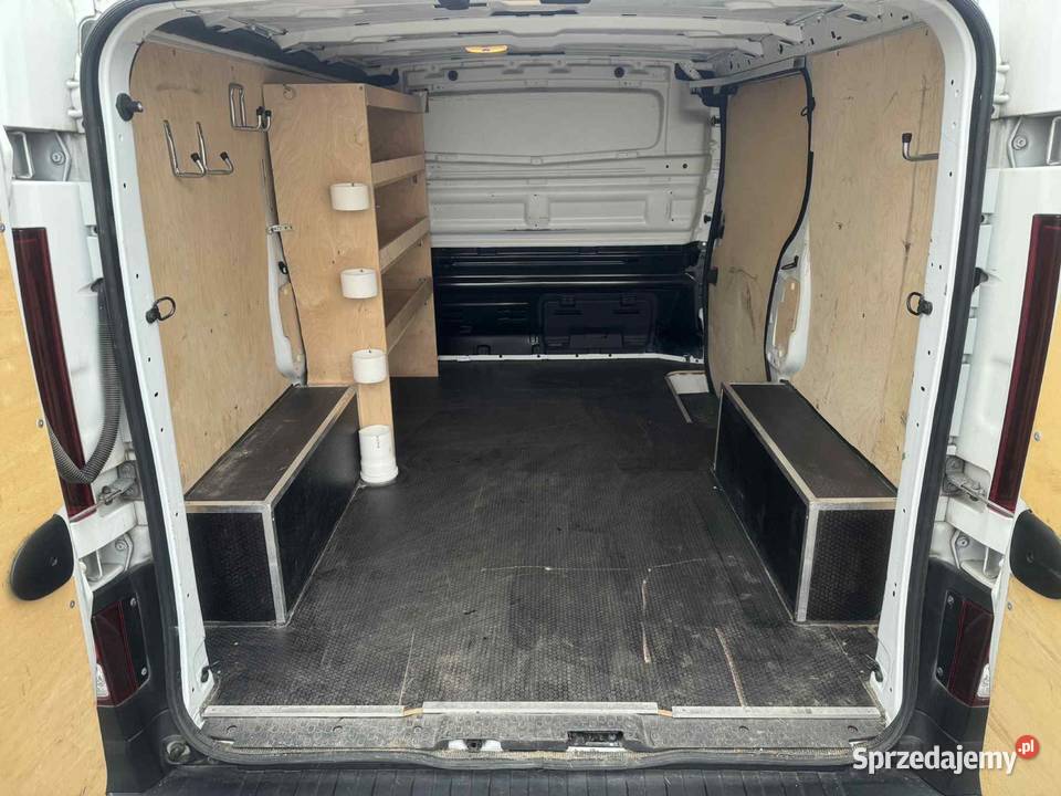 Renault Trafic niski przebieg FV23 idealny stan Uwieliny sprzedam