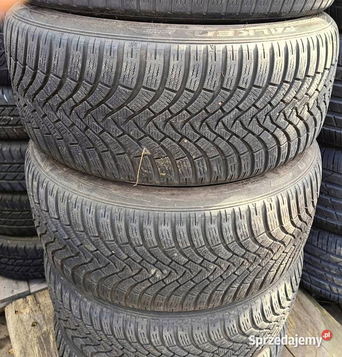 OPONY ZIMOWE FALKEN EUROWINTER HS01 24540 R19