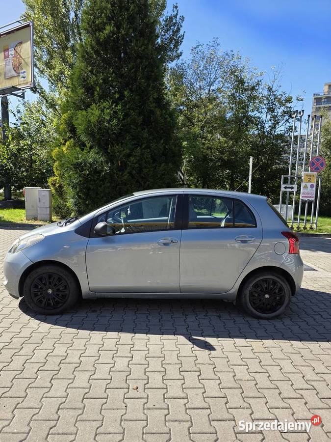 Toyota Yaris 13 Benzyna 2006 małopolskie Kraków sprzedam