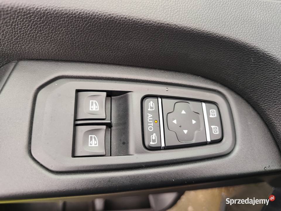 Renault Trafic 20 2022 niski przebieg Kostarowce sprzedam